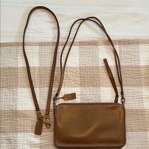 Vintage Coach Tan Leather Crossbody Bag with Gold Hardware